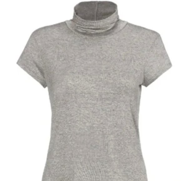 Tops - cabi slinky turtleneck